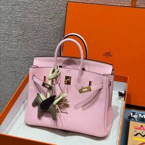 Classic Hermes Bag: A Stylish and Versatile Choice for Elegance